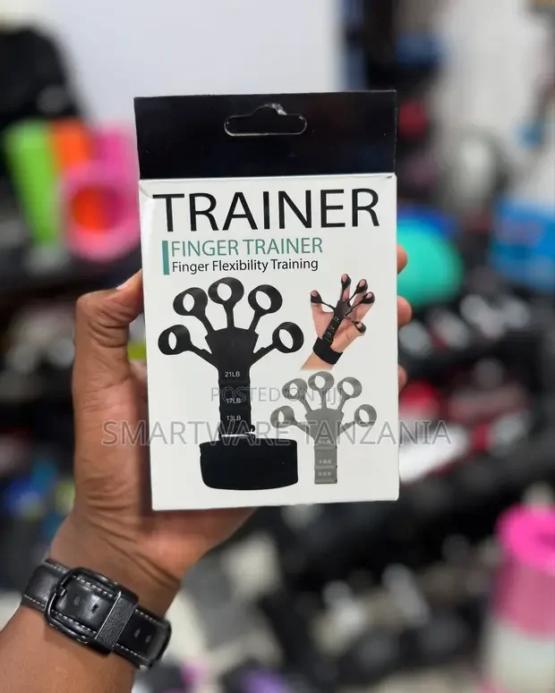 Adjustable Finger Trainer for Flexibility and Strength Training
