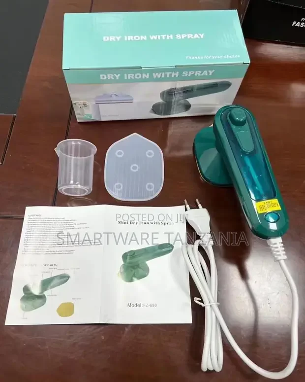 Iron Dry Wet Ironing Portable Mini Steam Iron For Clothes