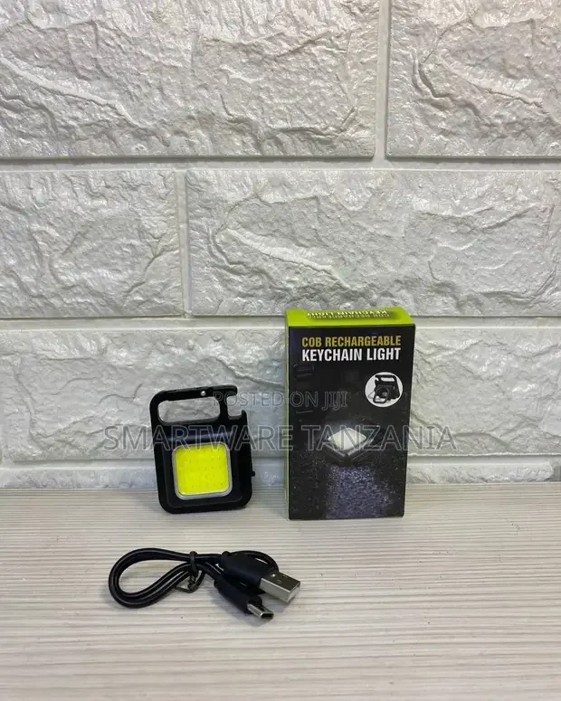 Mini Keychain Light, Torch With Magnetic Repair Work Lamp