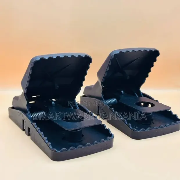 Reusable Mouse Traps. One Click Set Up Mice Traps That Kill Instantly