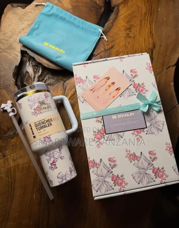 Stanley Loveshackfancy Floral Quencher Tumbler Gift Set Pink