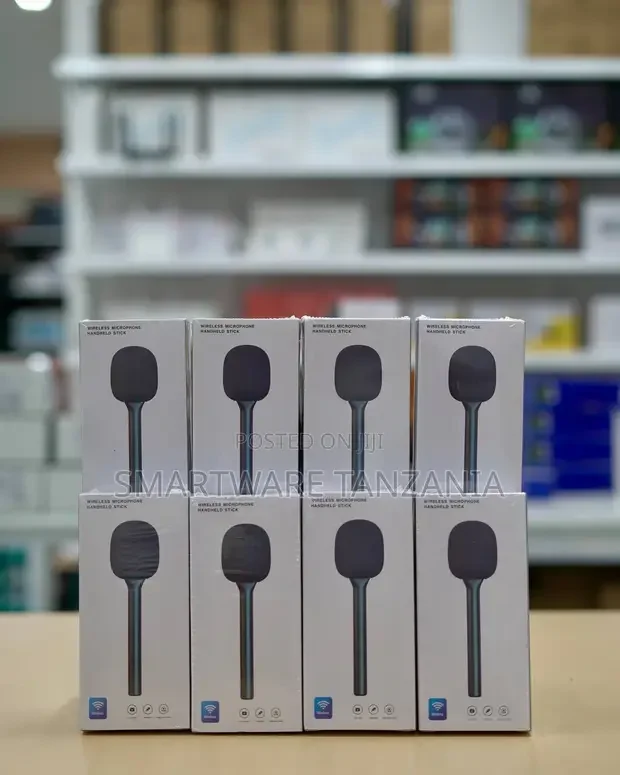 Wireless Handheld Microphone Stick For Interviews And Reporting